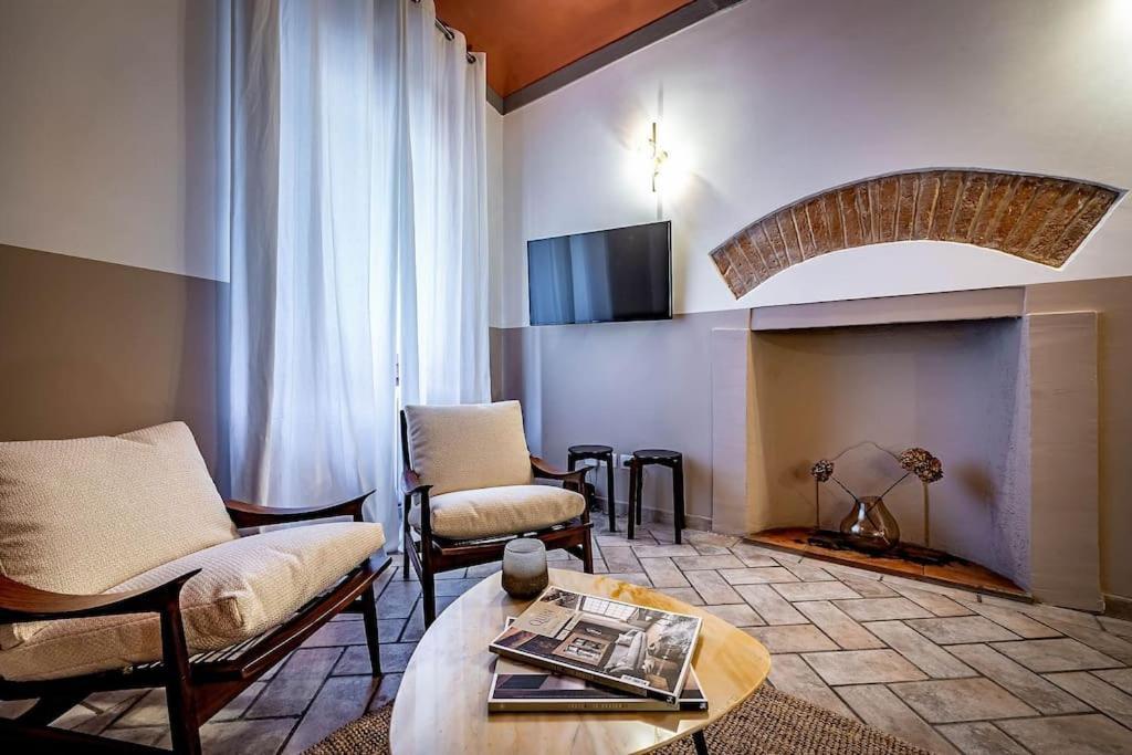 Apartment Chic Oriuolo At The Duomo Florence