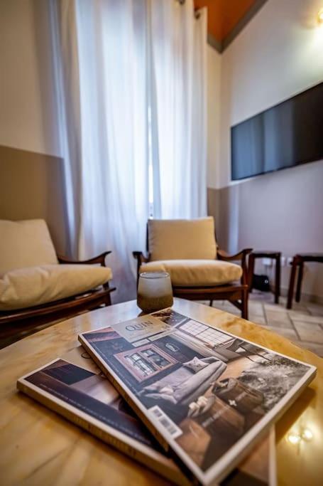 Chic Oriuolo At The Duomo Apartment Florence